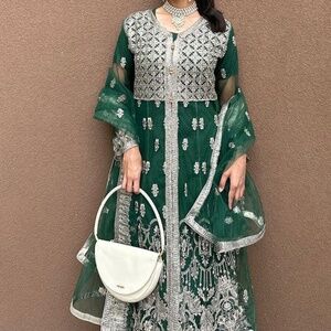 Pakistani / Indian Dress